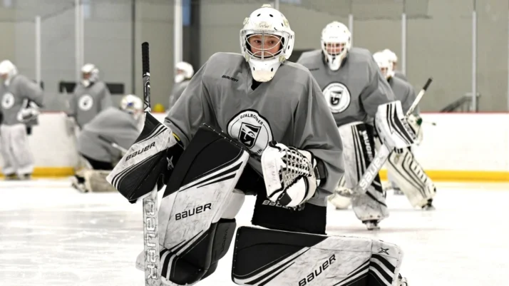 Goalrobber Goaltending DSC_7252-copy