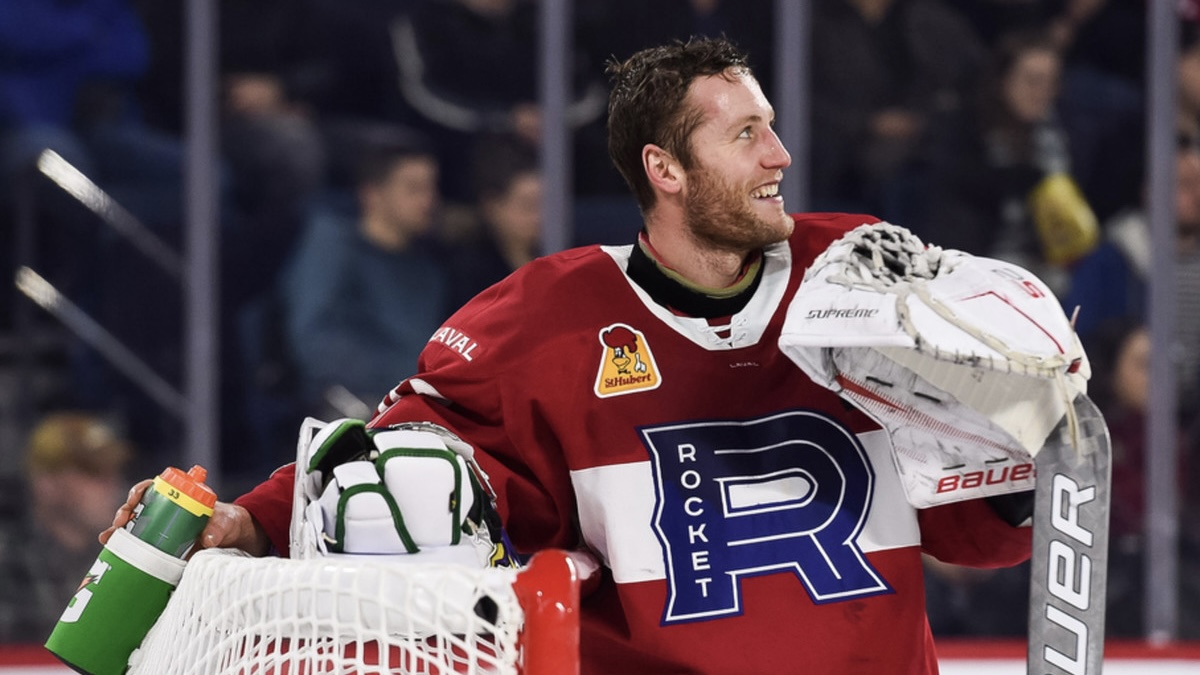 LaCouvee Goaltending LaCouvee LAVAL smile